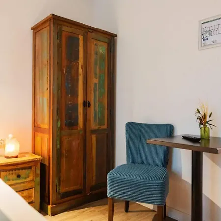 Haus Berchstein Bed & Breakfast *